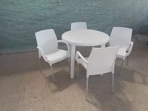 Комплект пластиковой мебели (стол круглый D900 «Ривьера» + 4 кресла «Аэро») 