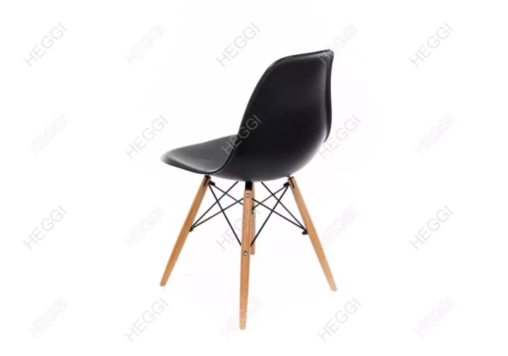 Стул Eames, Черный